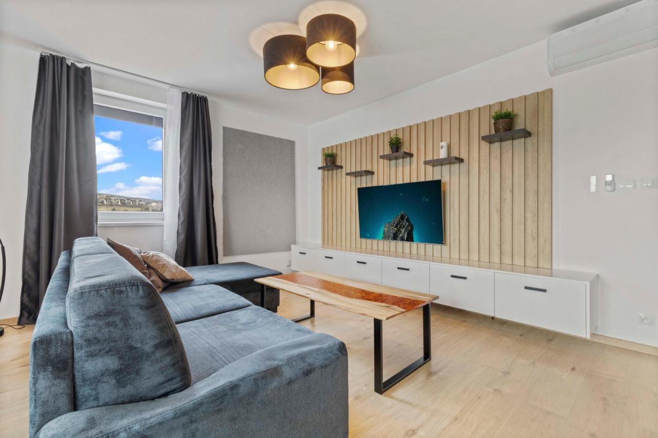 Lam Premiere - Ac - Awesome View In Bratislava Apartment Bagian luar foto
